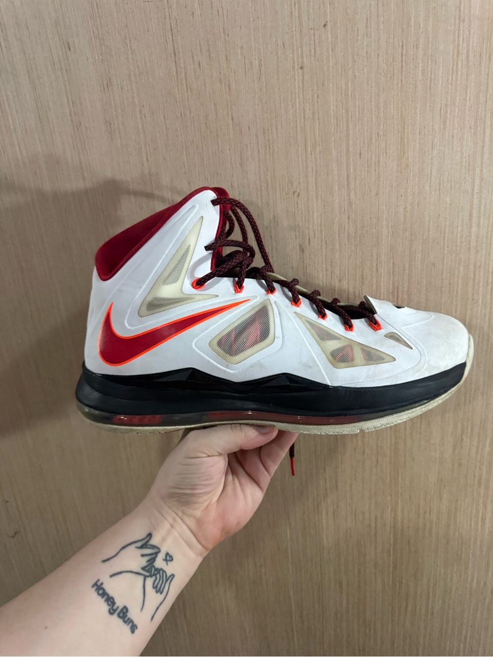 Nike Air Sneaker Mens 12 Lebron X Home James White Red Black Orange 541100-100 - Picture 2 of 11